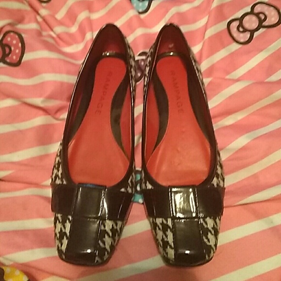 Loafers - Picture 1 of 4